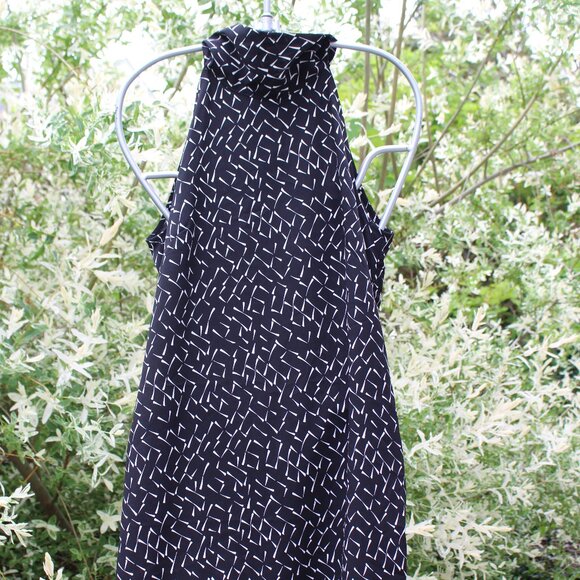 Banana Republic High Neck Tie Dress NWT size 8 - Picture 5 of 11